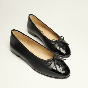 CHANEL BALLET FLATS Lambskin & Patent Calfskin size 38
